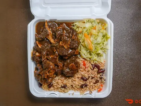 Oliver's Kitchen oxtail plate with rice and cabbage